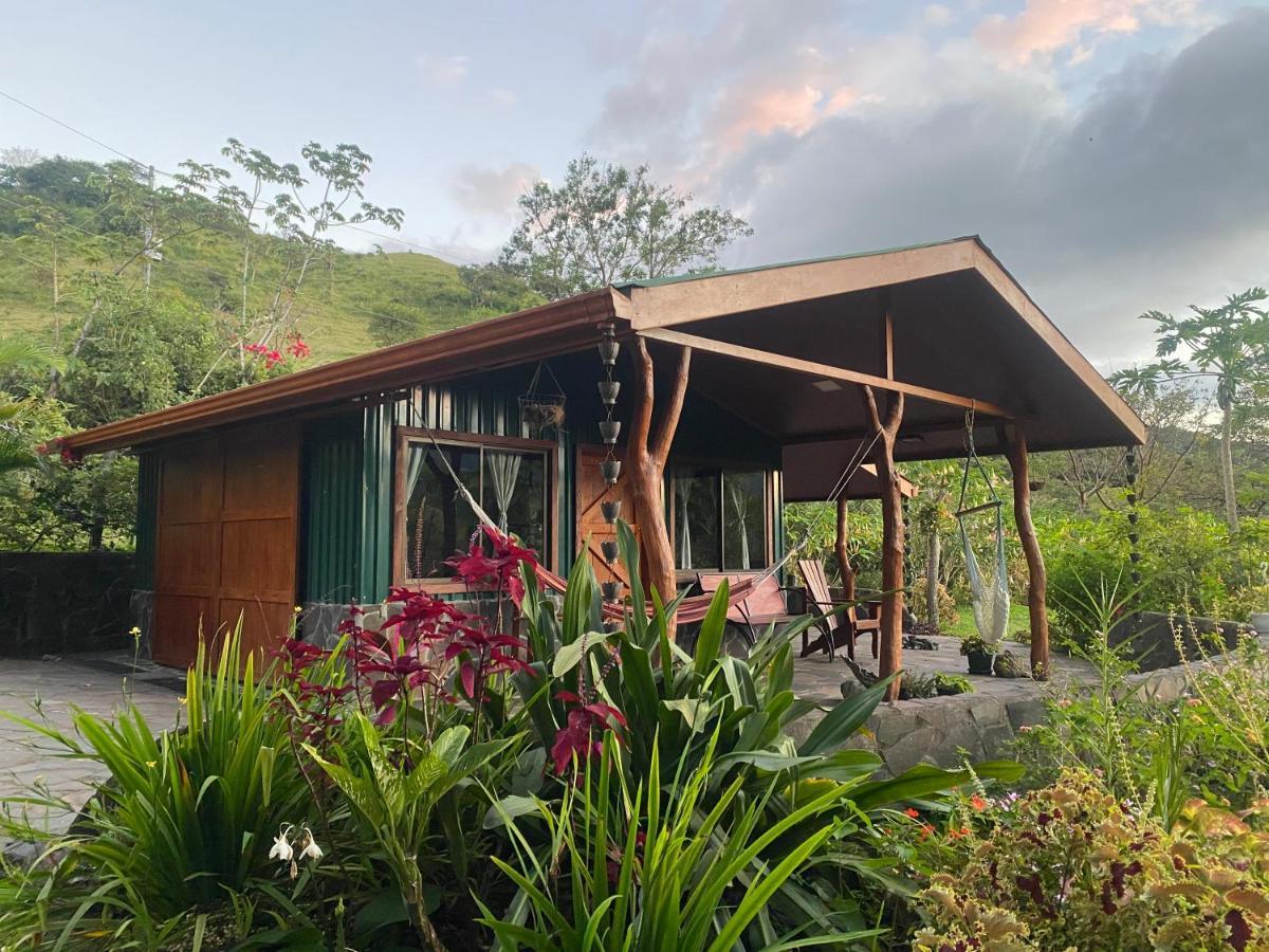 ホテル Chorotega Cabina Monteverde エクステリア 写真