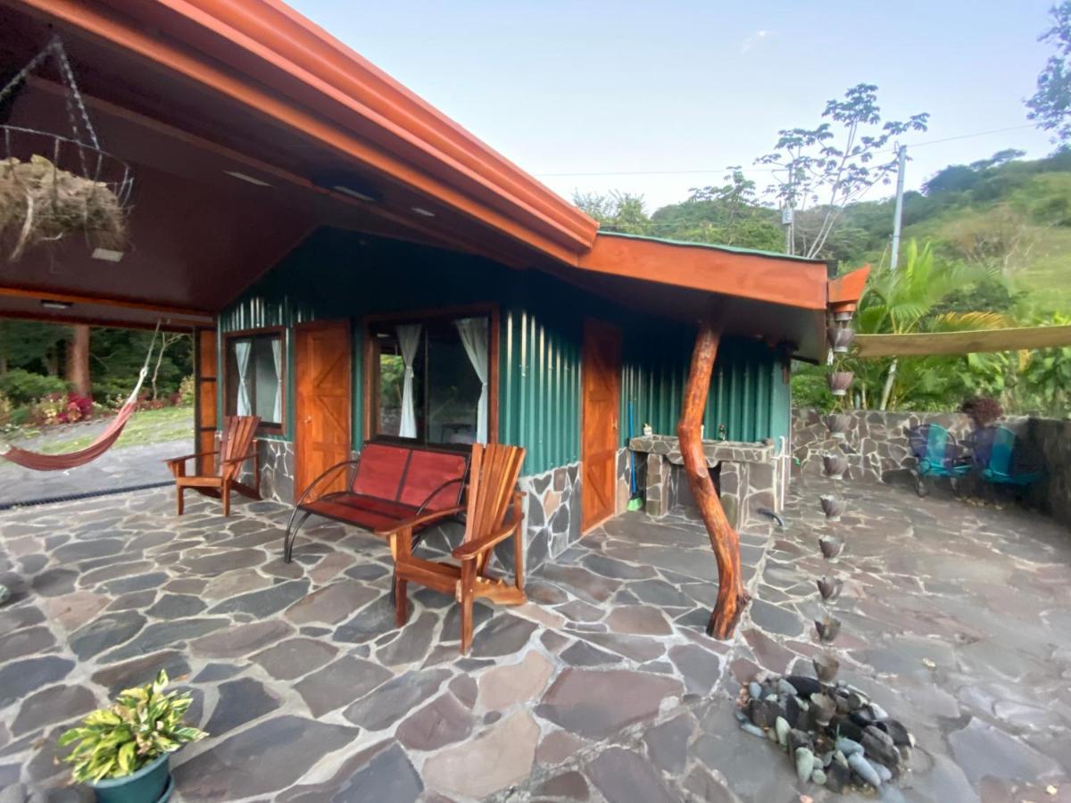 ホテル Chorotega Cabina Monteverde エクステリア 写真