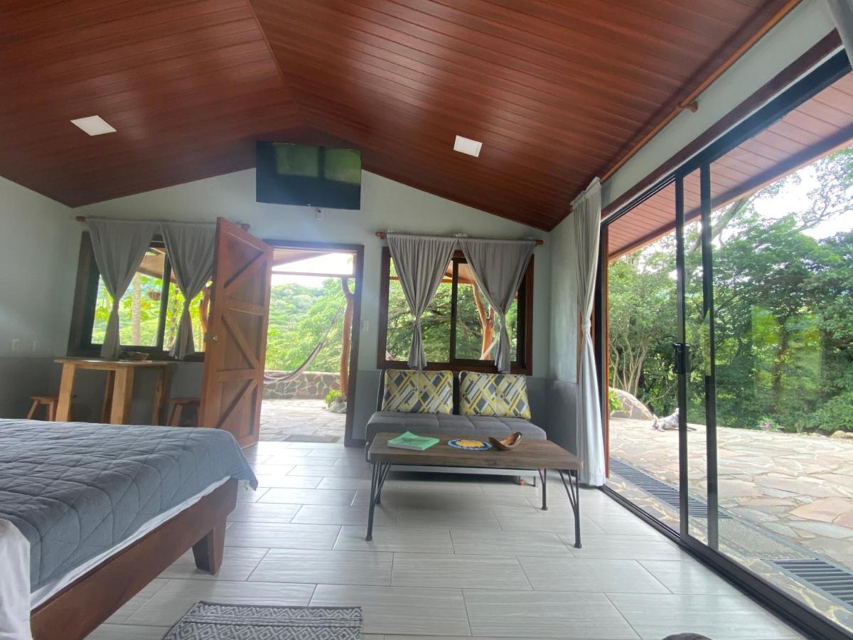 ホテル Chorotega Cabina Monteverde エクステリア 写真